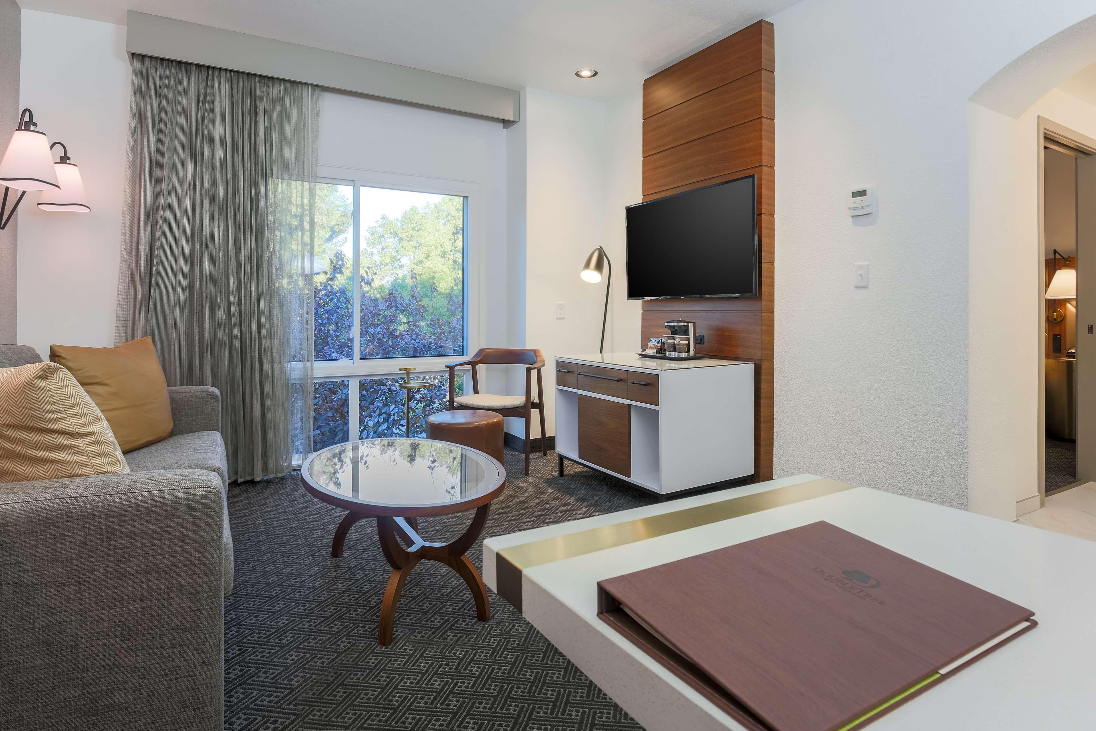 Doubletree Suites By Hilton Hotel Sacramento - Rancho Cordova Zewnętrze zdjęcie