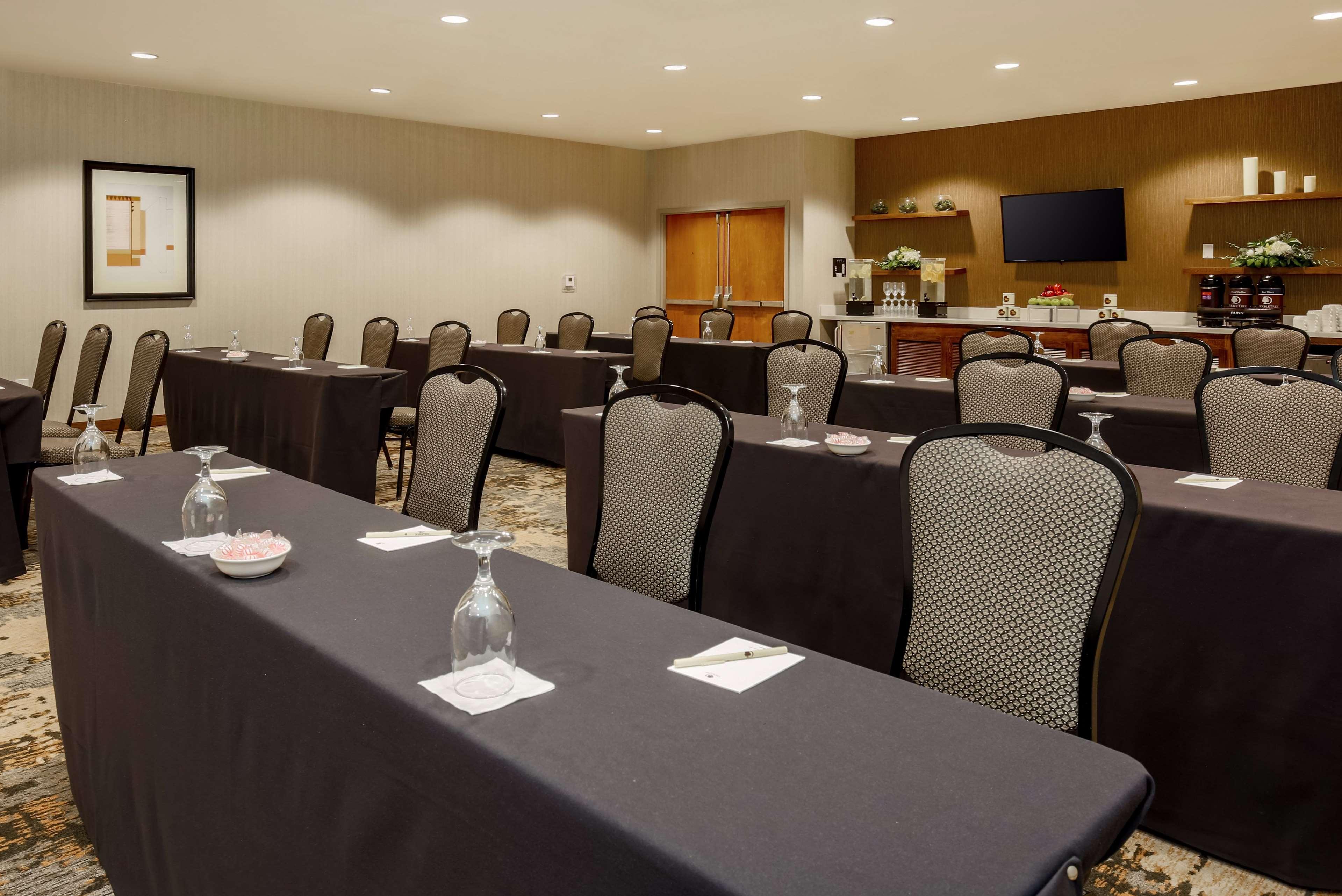 Doubletree Suites By Hilton Hotel Sacramento - Rancho Cordova Zewnętrze zdjęcie
