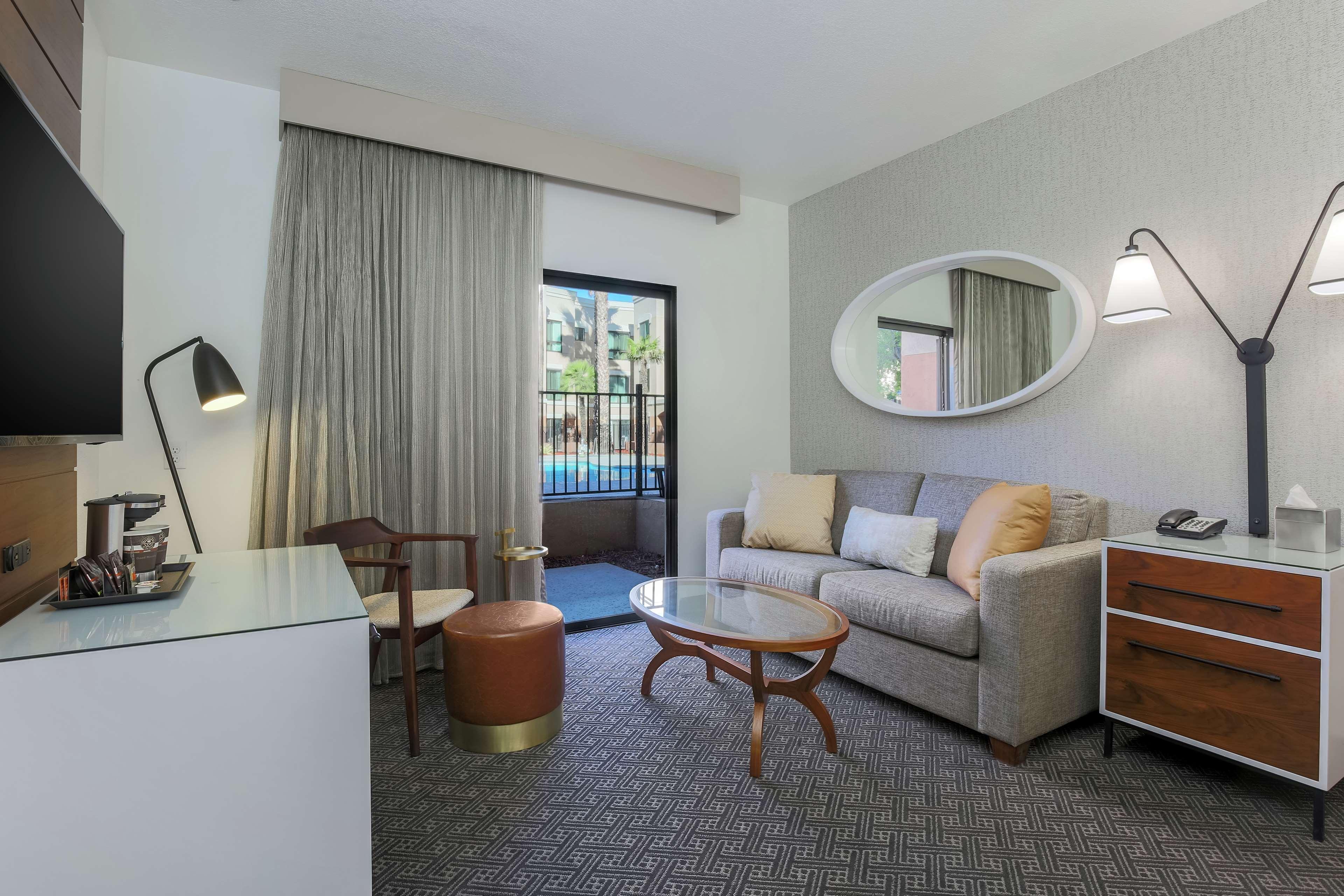 Doubletree Suites By Hilton Hotel Sacramento - Rancho Cordova Zewnętrze zdjęcie